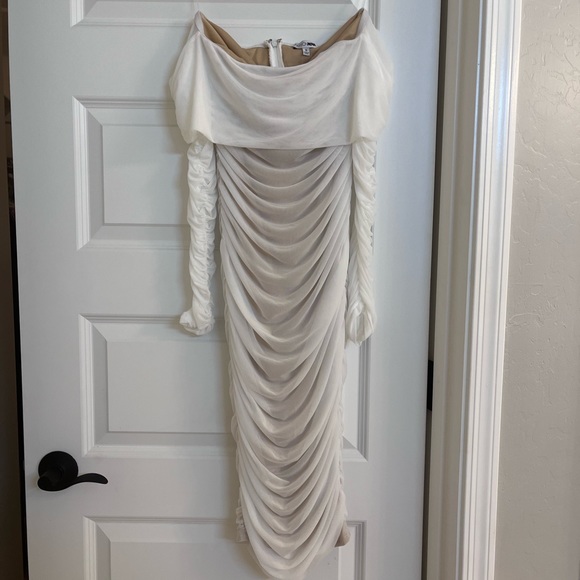 ✨NEW✨ Fashion Nova bodycon dress - Picture 2 of 4